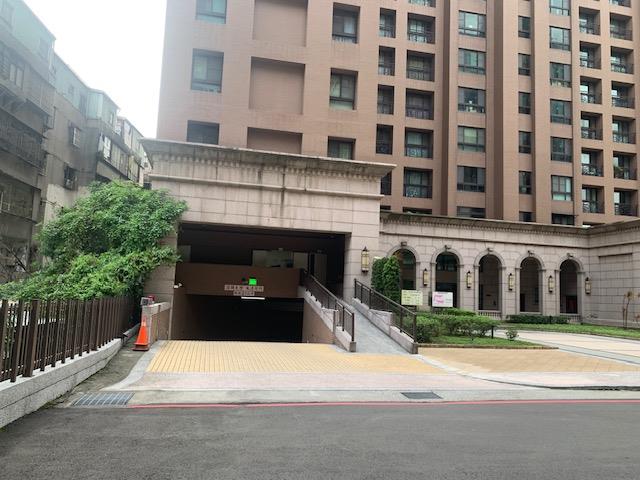 龜山拍賣大樓-9